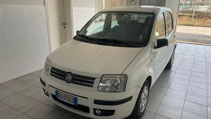Usata Fiat Panda Dynamic 60 CV (44 kW) 2007 Bianco Utilitaria