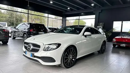 Usata Mercedes E220 194 CV (142 kW) 2018 Coupé