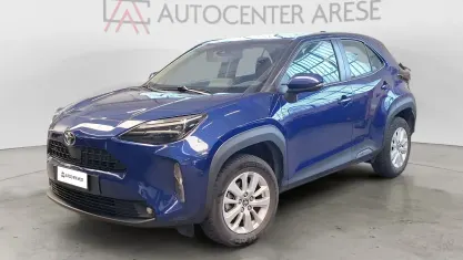 Usata Toyota Yaris Hybrid Business Edition 92 CV (67 kW) 2022 Bluazzurro bluazzurro SUV
