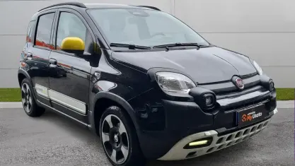 Gebraucht Fiat Panda 70 PS (51 kW) 2025 Schwarz Kleinwagen