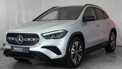 Nuova Mercedes GLA200 150 CV (110 kW) 2026 SUV