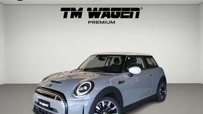 Grigio Usata 2021 Mini Cooper SE Due volumi | 14.900 € (Ottimo prezzo)