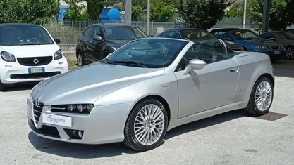 Argentoaltro Usata 2007 Alfa Romeo Spider Cabrio | 15.900 € (Buon prezzo)