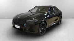 Black sapphire metallizzato Usata 2023 BMW X6 M Sport SUV | 72.900 € (Buon prezzo)