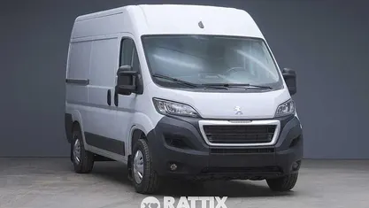 Usata 2025 Peugeot Boxer Furgone | 21.144 € (Super prezzo)