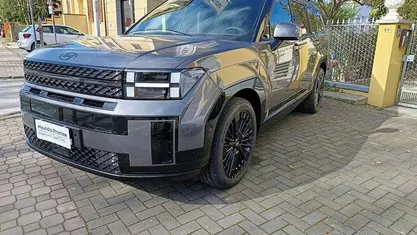 Nuova Hyundai Santa Fe 160 CV (117 kW) 2025 Grigio scuro SUV