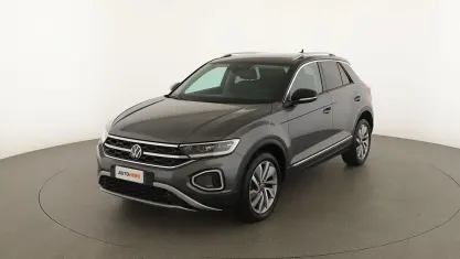 Usata VW T-Roc Style 150 CV (110 kW) 2022 Grigio SUV