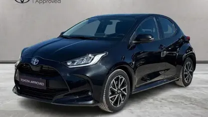 Usata Toyota Yaris Trend 116 CV (85 kW) 2022 Nero Utilitaria