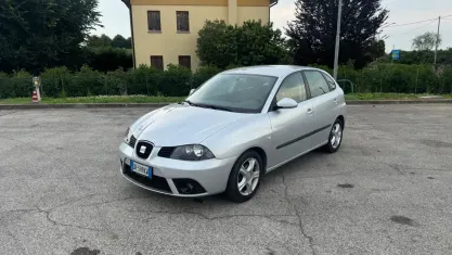 Usata Seat Ibiza 69 CV (50 kW) 2008 Argento Berlina