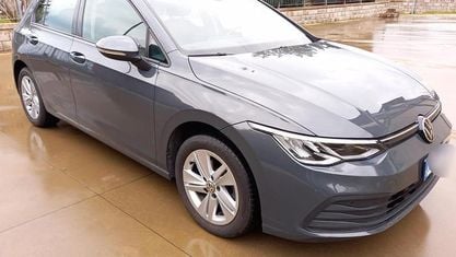 Begagnad VW Golf VIII 150 HK (110 kW) 2022 Grå Sedan