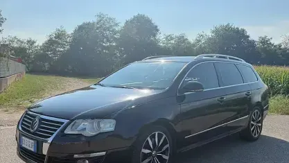 Usata VW Passat Highline 140 CV (102 kW) 2006 Nero Station wagon