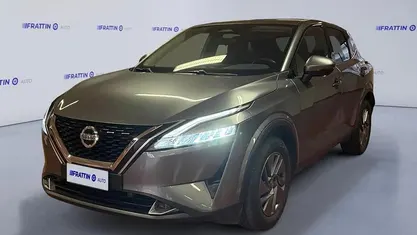 Usata Nissan Qashqai 163 CV (119 kW) 2022 Grigio scuro SUV