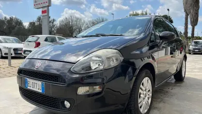 Usata Fiat Punto Lounge 77 CV (56 kW) 2012 Nero Utilitaria