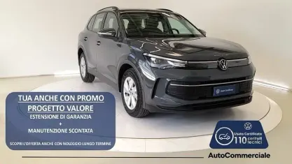 Usata VW Tiguan Life 150 CV (110 kW) 2025 Grigio scuro SUV