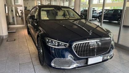 Usata Mercedes S680 Maybach Premium Plus 612 CV (450 kW) 2022 Blu/azzurro Berlina