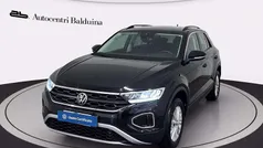 Usata 2024 VW T-Roc Life SUV | 27.500 € (Buon prezzo)