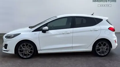 Usata Ford Fiesta ST-Line 125 CV (91 kW) 2023 Bianco frozen Utilitaria
