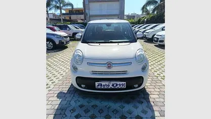 Bianco Usata 2014 Fiat 500L Lounge Monovolume | 8300 € (Buon prezzo)