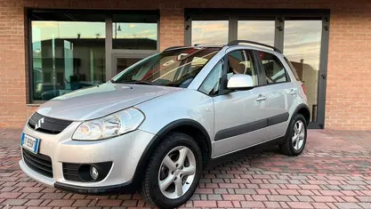 Grigio Usata 2009 Suzuki SX4 Tre volumi | 4200 € (Buon prezzo)