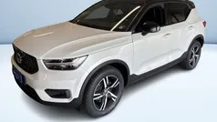 Bianco pastello Usata 2018 Volvo XC40 R-Design SUV | 23.000 € (Buon prezzo)