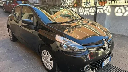 Usata Renault Clio IV 75 CV (55 kW) 2013 Nero Utilitaria