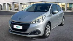 Grigio chiaro Usata 2015 Peugeot 208 Active Due volumi | 7900 € (Buon prezzo)