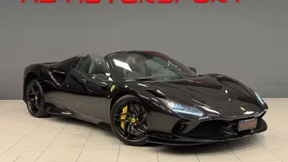 Usata Ferrari F8 721 CV (530 kW) 2023 Naro daytona Cabrio