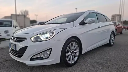 Usata Hyundai i40 Style 136 CV (100 kW) 2014 Bianco Station wagon