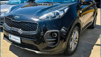 Usata Kia Sportage Style 116 CV (85 kW) 2018 Nero SUV