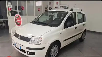 Usata Fiat Panda Active 69 CV (50 kW) 2011 Bianco Utilitaria