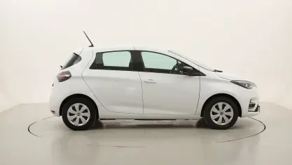 Usata Renault Zoe Life 50 kW (69 CV) 2022 Biancobianco Utilitaria