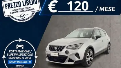 Usata Seat Arona Xperience 95 CV (69 kW) 2023 Argento tetto grigio SUV