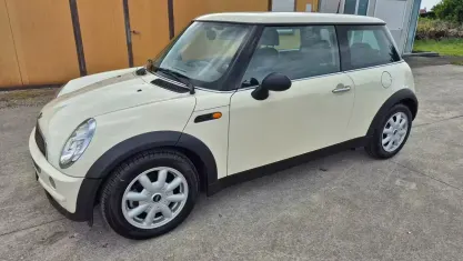 Usata Mini ONE 90 CV (66 kW) 2003 Giallo Utilitaria