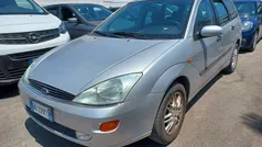 Argento Usata 1999 Ford Focus Ghia Station wagon | 1900 € (Buon prezzo)