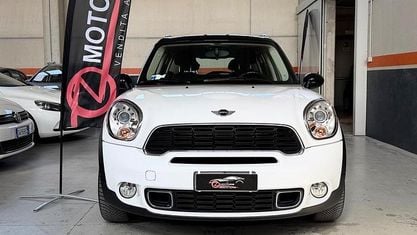 Usata Mini Cooper SD Countryman 143 CV (105 kW) 2011 Bianco SUV
