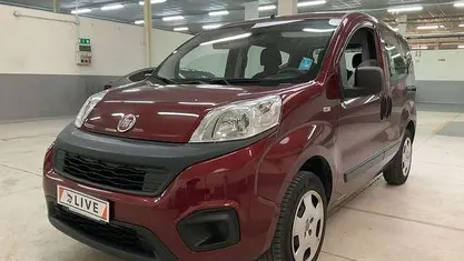 Usata Fiat Qubo Easy 70 CV (51 kW) 2018 Monovolume
