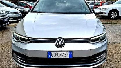 Usata VW Golf VII Style 150 CV (110 kW) 2021 Grigio Utilitaria
