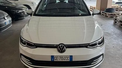 Usata VW Golf VII Style 150 CV (110 kW) 2021 Bianco Utilitaria