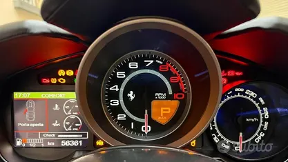 Usata Ferrari California 459 CV (337 kW) 2011 Cabrio