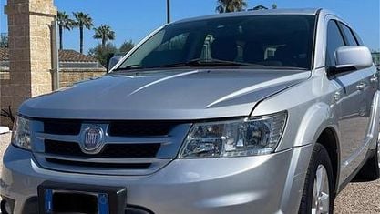 Usata Fiat Freemont Lounge 140 CV (102 kW) 2012 Argento SUV