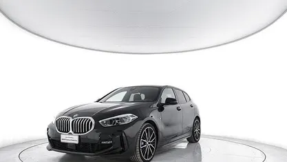 Usata BMW 120 M Sport 190 CV (139 kW) 2024 Black sapphire metallizzato Utilitaria
