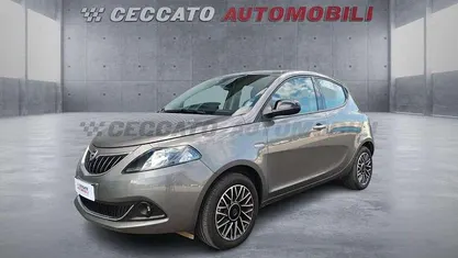 Grigio Usata 2024 Lancia Ypsilon S Due volumi | 12.831 € (Buon prezzo)