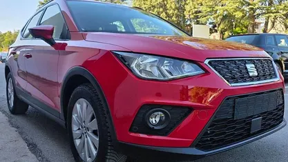 Begagnad Seat Arona Style 90 HK (66 kW) 2021 Röd SUV