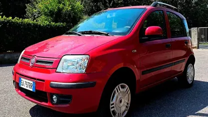 Usata Fiat Panda Dynamic 60 CV (44 kW) 2010 Rosso Utilitaria