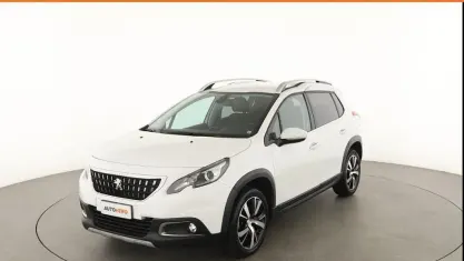 Usata Peugeot 2008 Allure 110 CV (80 kW) 2017 Bianco SUV