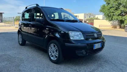 Usata Fiat Panda Dynamic 75 CV (55 kW) 2008 Nero Utilitaria
