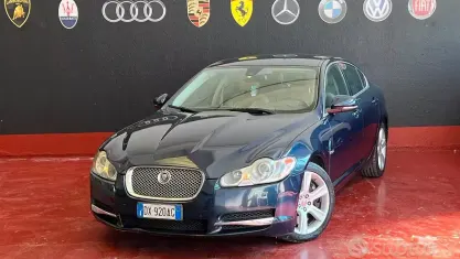 Usata Jaguar XF Luxury 275 CV (202 kW) 2009 Blu/azzurro Berlina