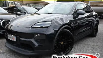Usata Porsche Macan 144 kW (197 CV) 2024 Nero SUV