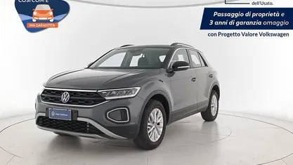 Usata VW T-Roc Life 150 CV (110 kW) 2025 Indium grey metallizzato nero SUV