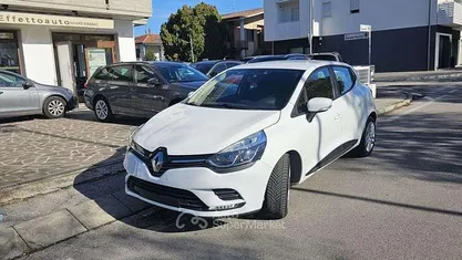 Bianco Usata 2019 Renault Clio IV Business Tre volumi | 11.990 € (Buon prezzo)